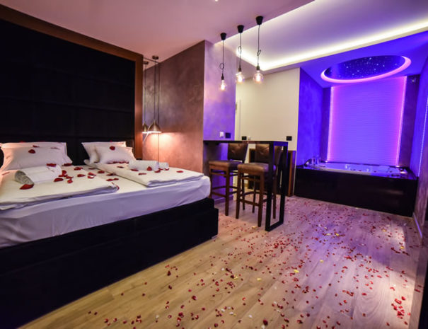 Luxury-suite-spa